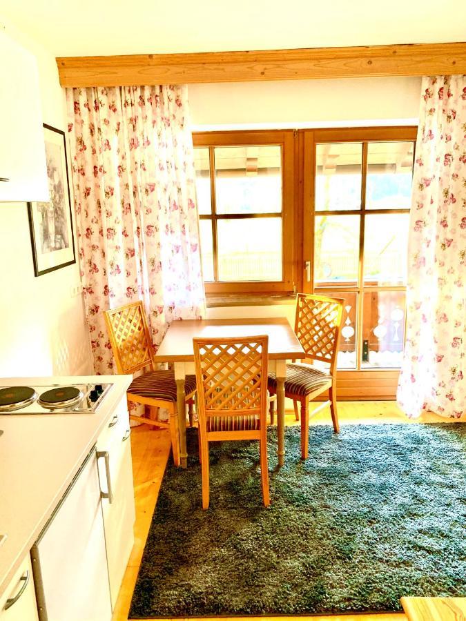 Gutshof Zum Schluxen Apartment Pinswang Ngoại thất bức ảnh