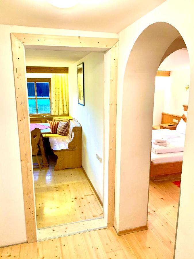 Gutshof Zum Schluxen Apartment Pinswang Ngoại thất bức ảnh
