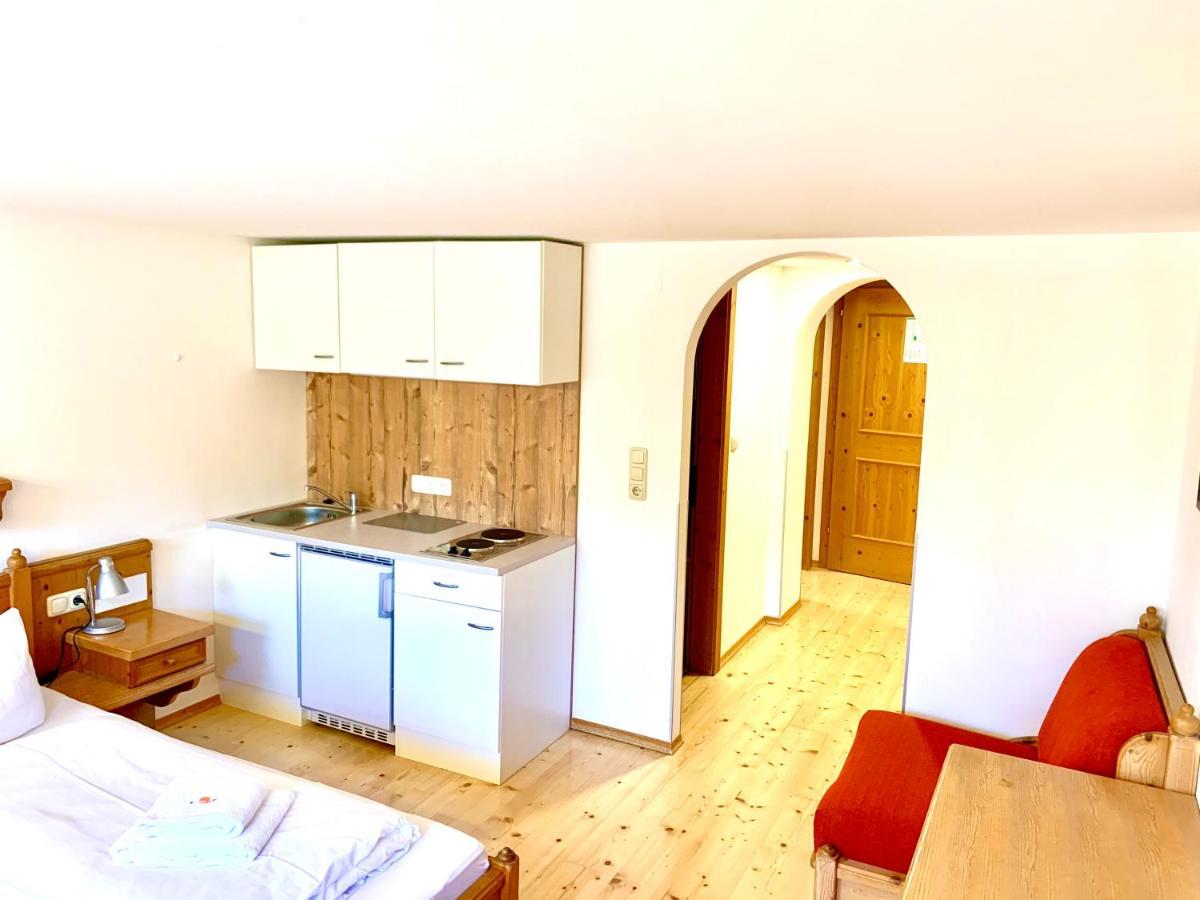 Gutshof Zum Schluxen Apartment Pinswang Ngoại thất bức ảnh